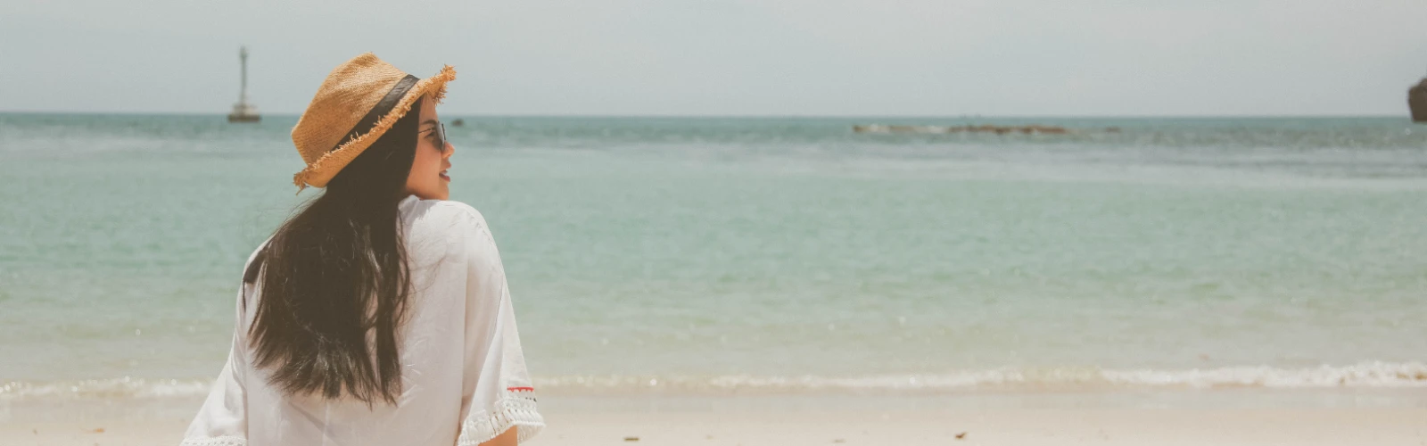 Why Al Ta’awun Street is Perfect for a Seaside Stay in Kuwait